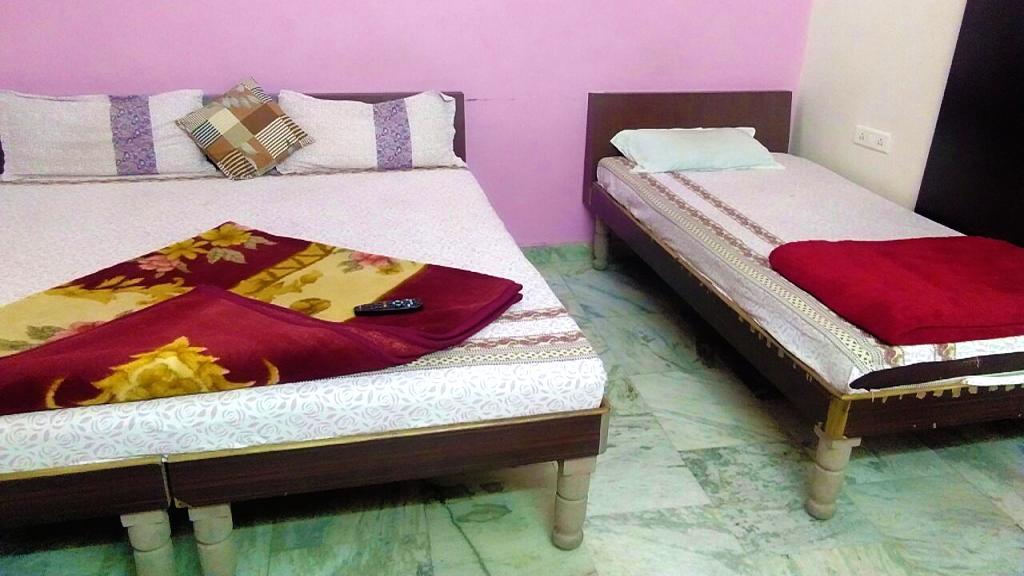 אמריצר Guru Kirpa Guest House מראה חיצוני תמונה