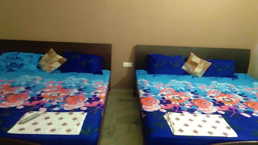 אמריצר Guru Kirpa Guest House מראה חיצוני תמונה