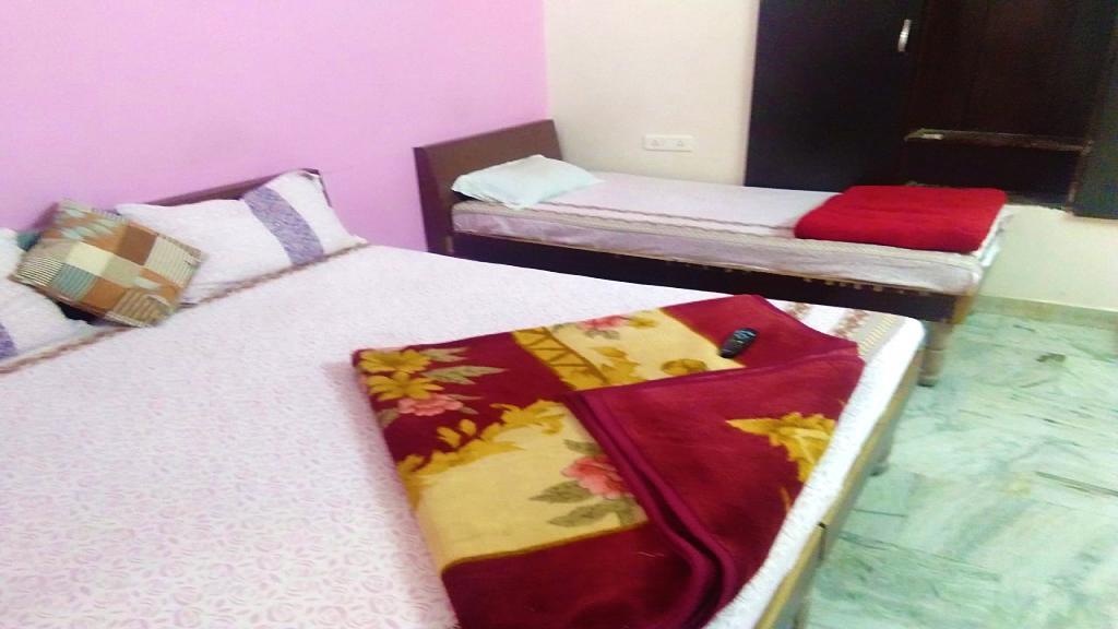אמריצר Guru Kirpa Guest House מראה חיצוני תמונה